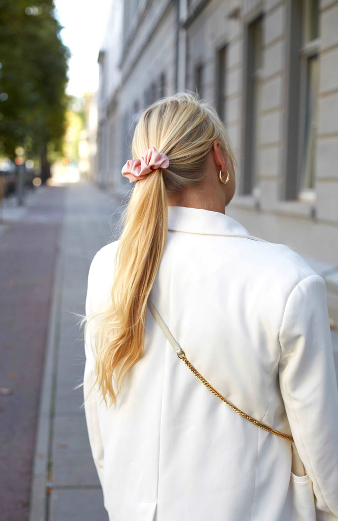 Hair accessories for blonde hair