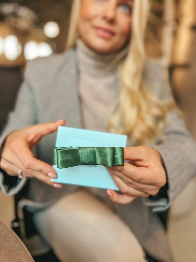 Bright green ribbon hair clip