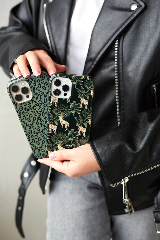 Stylish phone cases with jungle motives