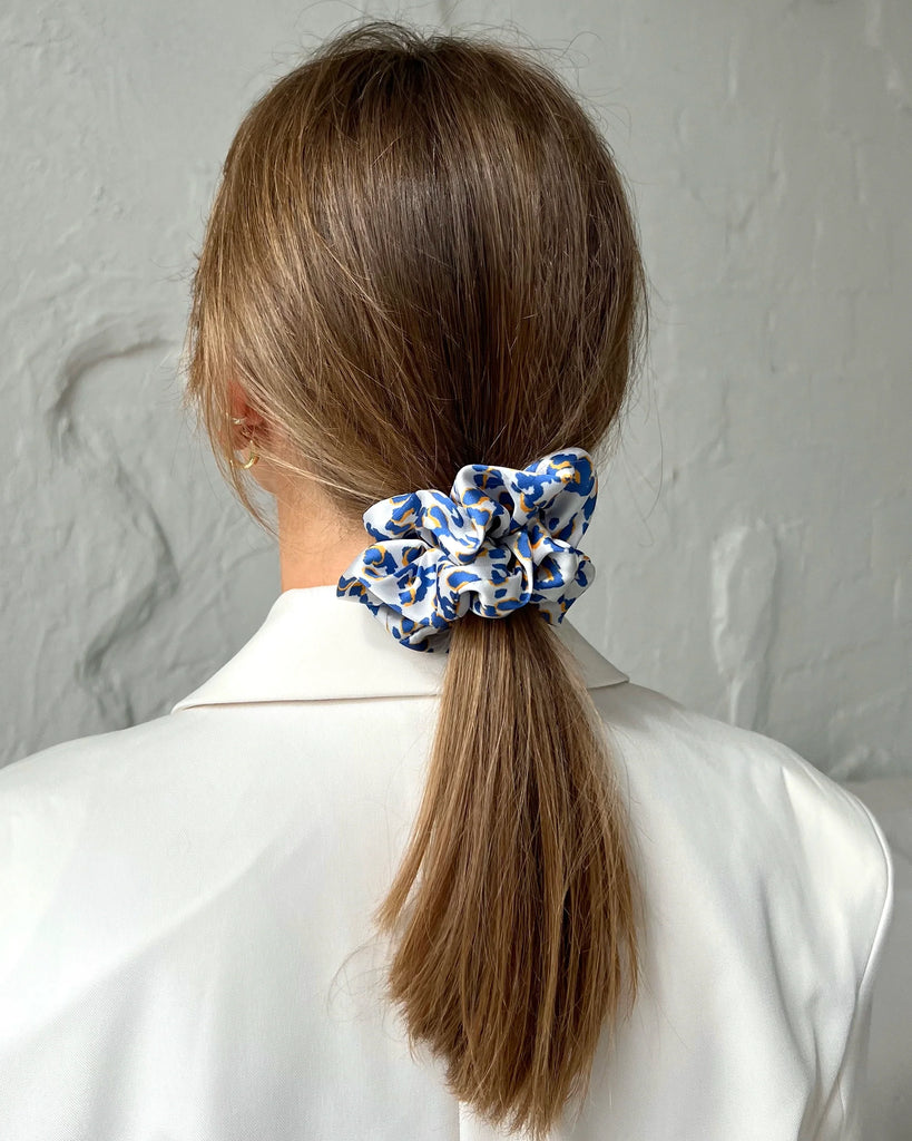 Hair scrunchies for women