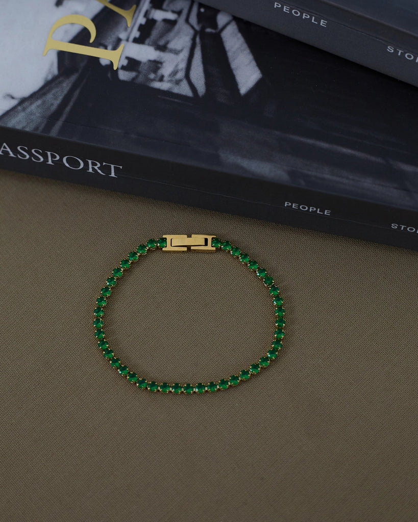 Premium quality emerald green bracelet