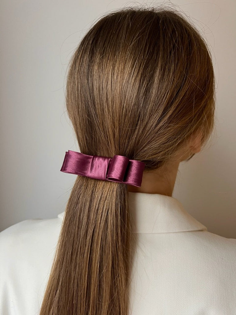 Dark pink ribbon hair clip