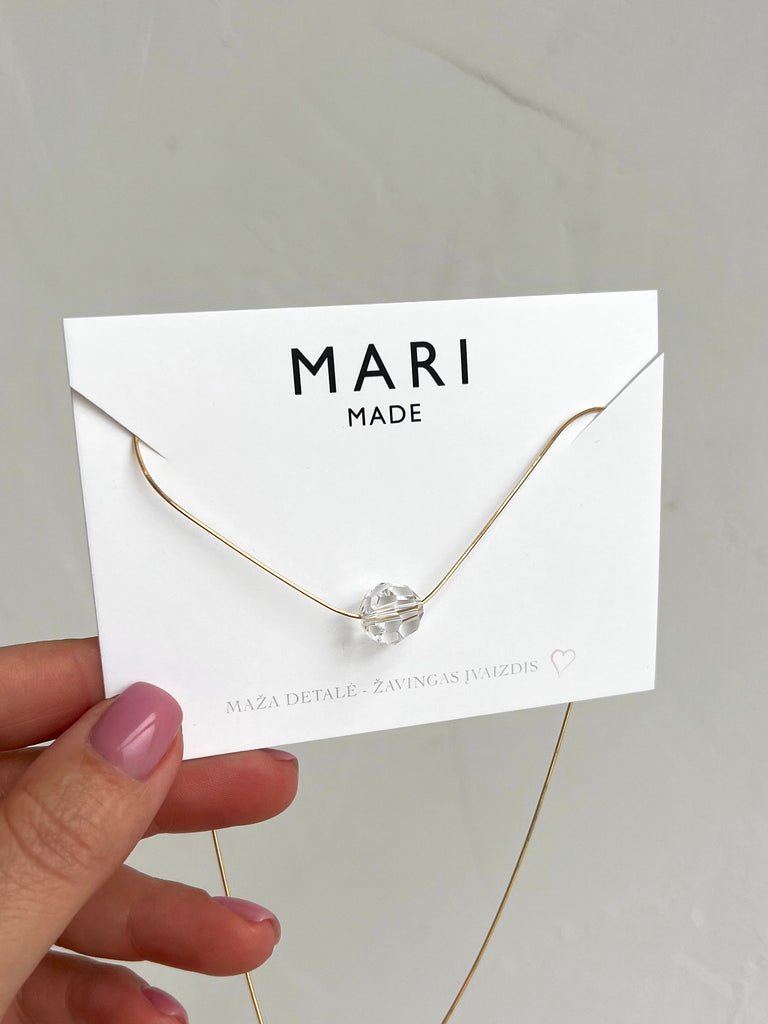 Minimalist silver necklace with swarovski crystal