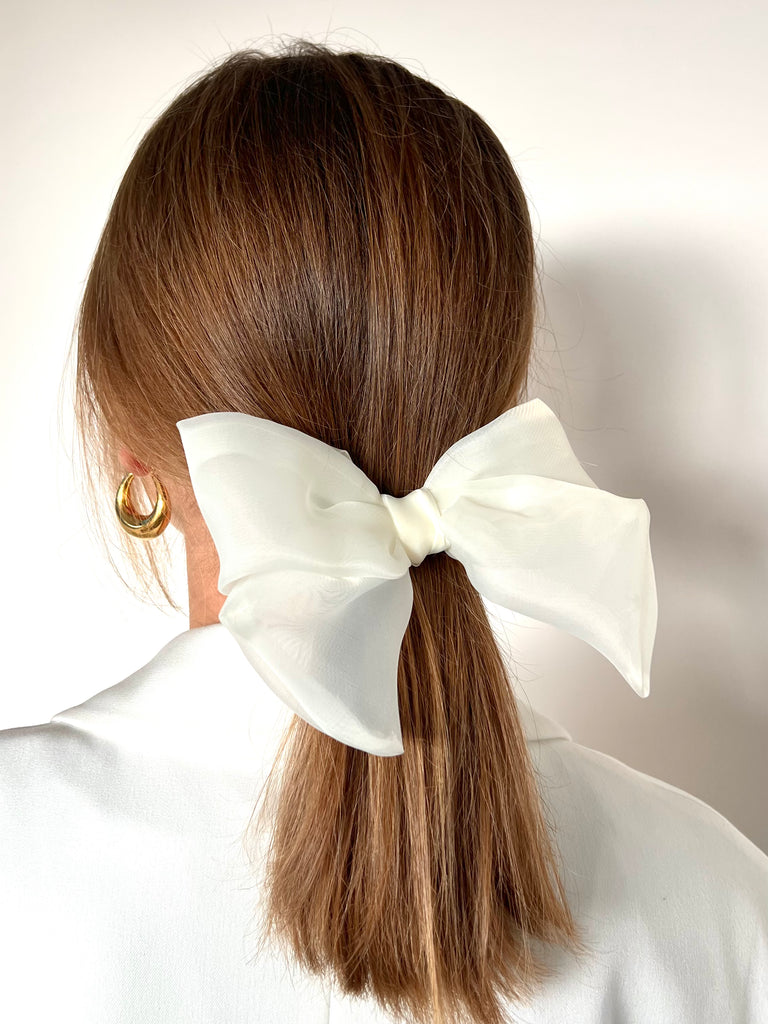 MILKY BOW BARRETTE