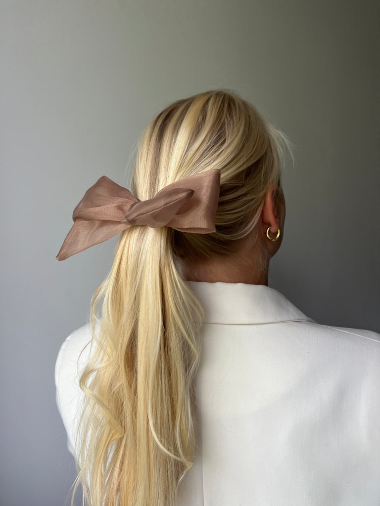 Nude bow barrette