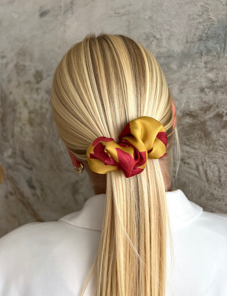 Red scrunchie barrette