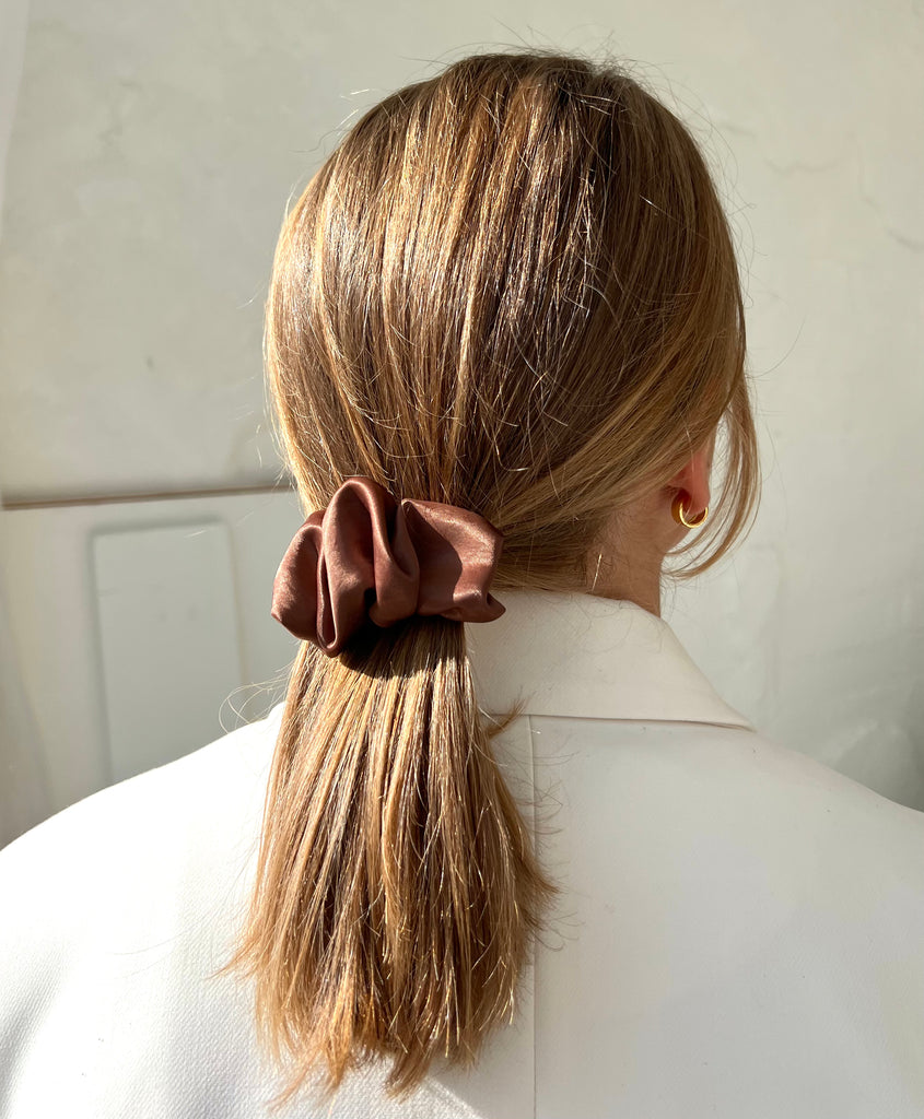 Fancy brown scrunchie hair clip