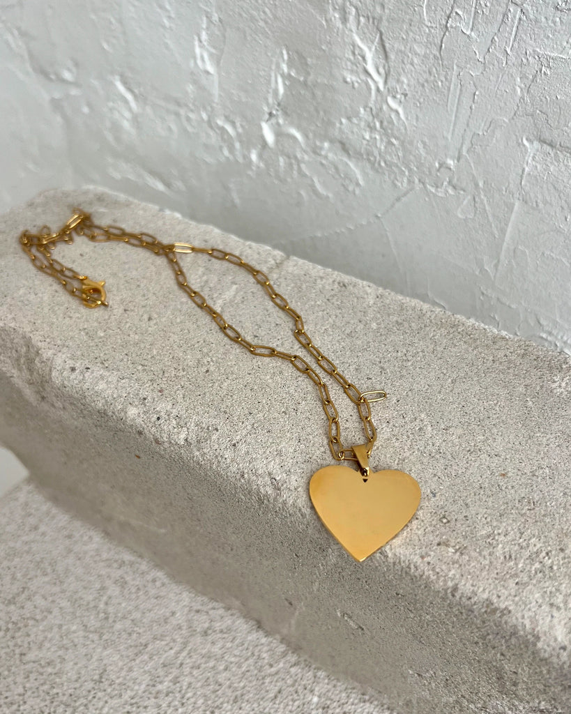 Gold heart necklace