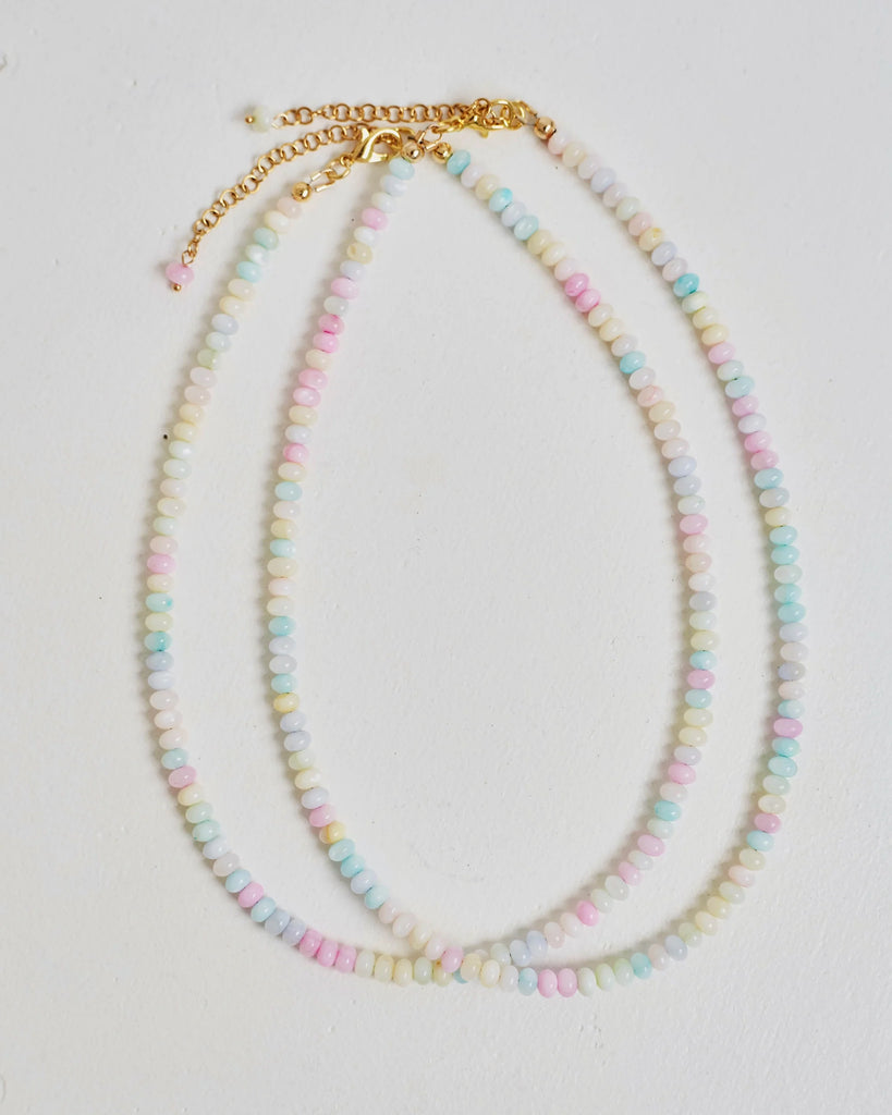 Minimalistic shell necklace