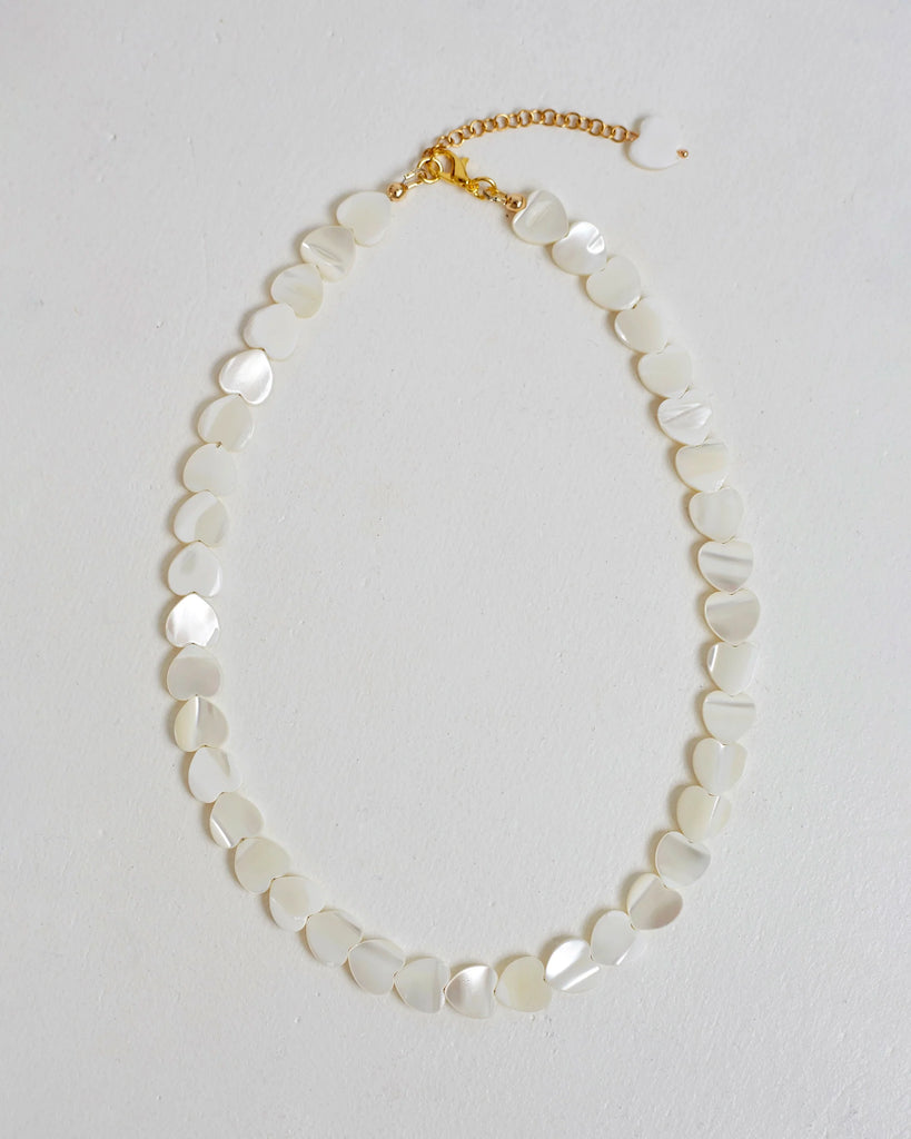 Natural shell necklace with heart