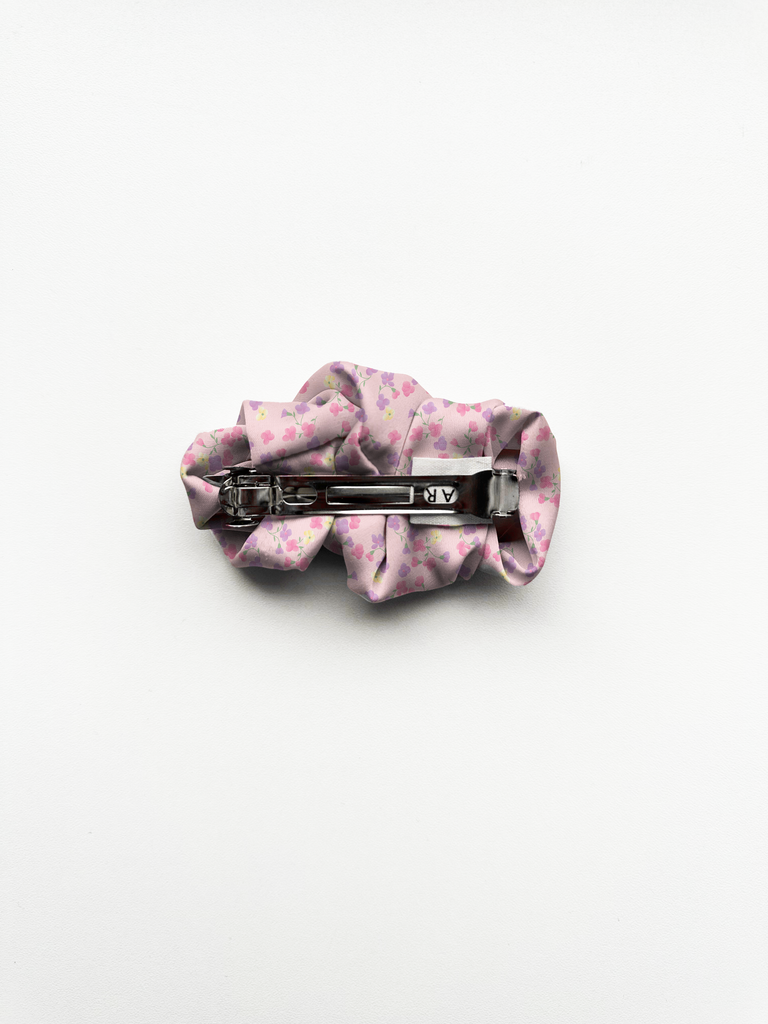 Pink scrunchie hair clip