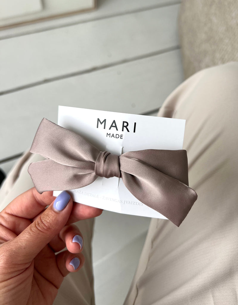 Stylish mini bow hair clip