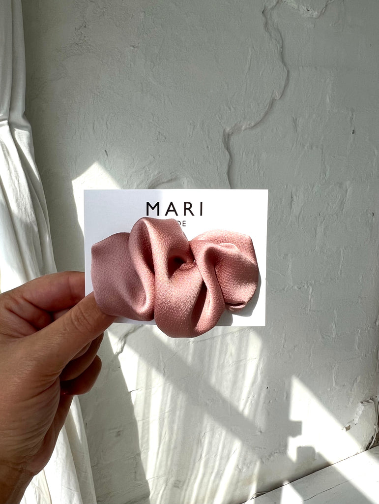 MALTA SCRUNCHIE BARRETTE