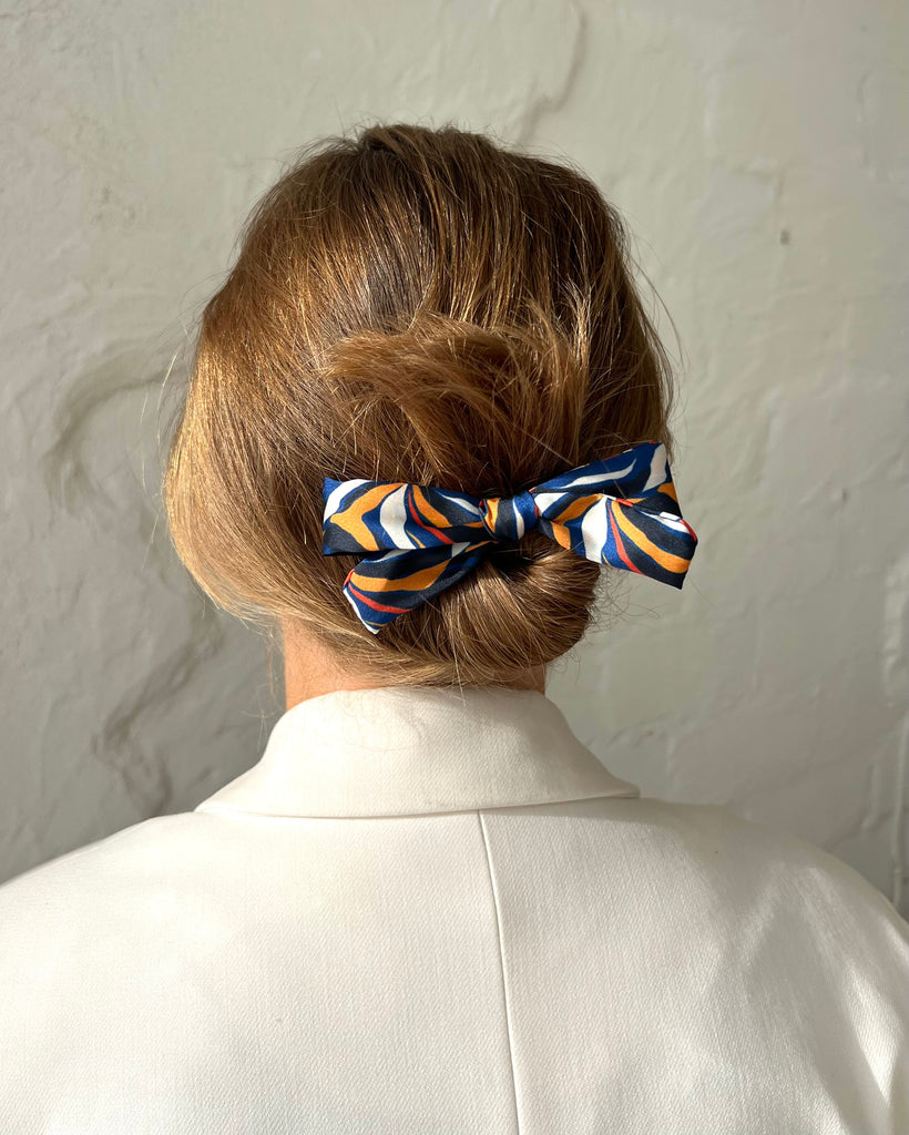 Subtropical style mini bow hair clip