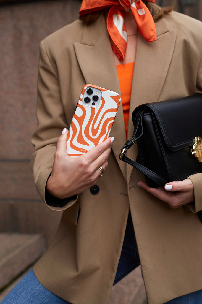 PHONE CASE ORANGE DANCE