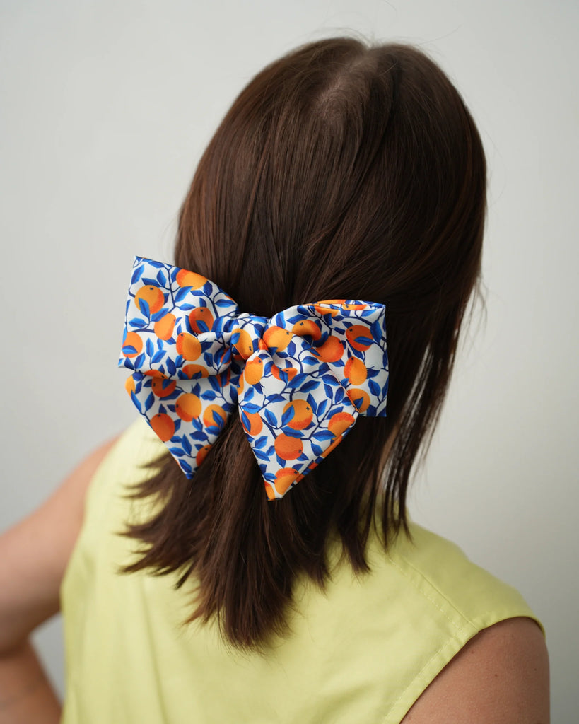 Bright hair bow