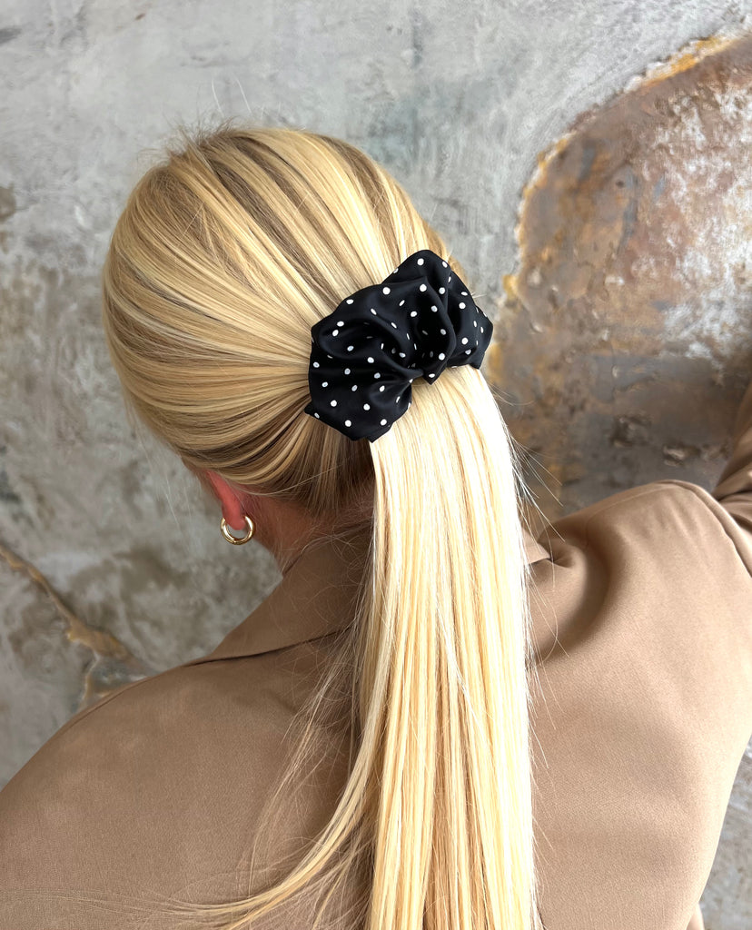 Exclusive design black hair clip with dots