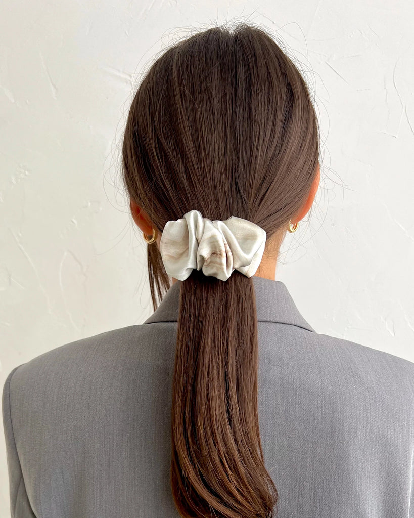 Quartz scrunchie hair clip