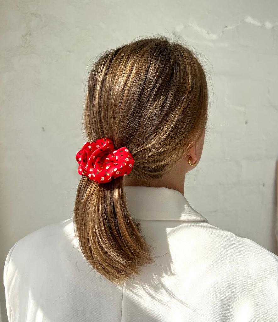 ROMANCE SCRUNCHIE BARRETTE