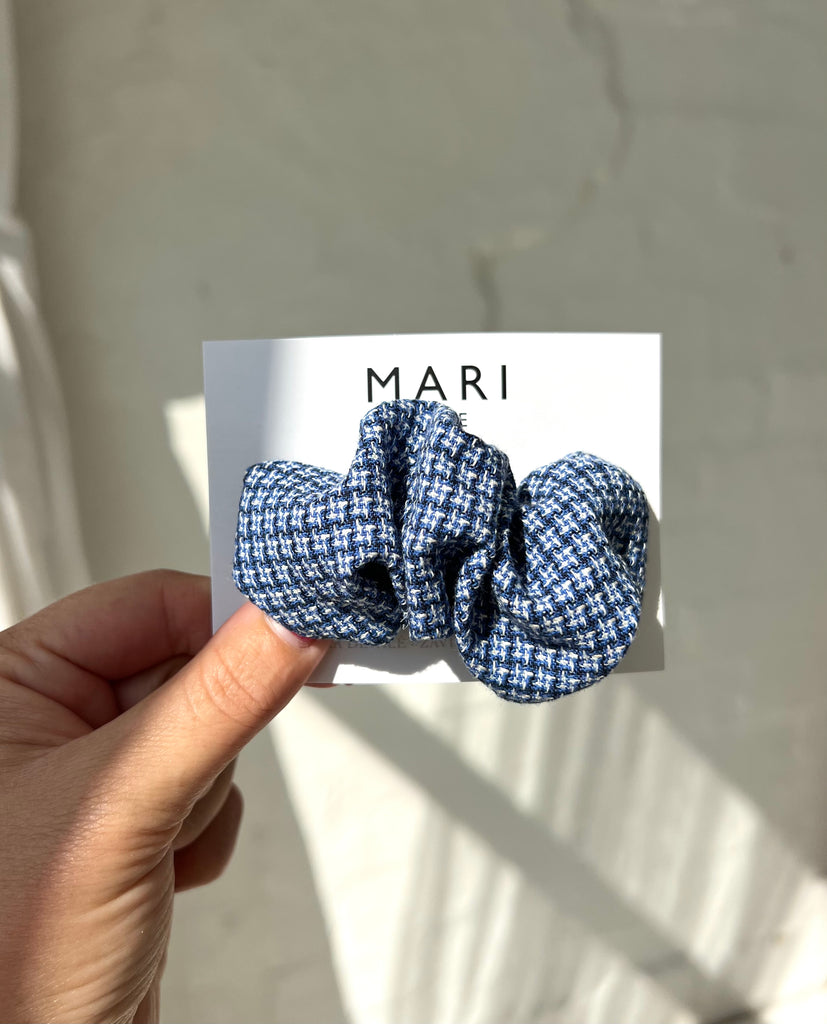 Sapphire scrunchie hair clip