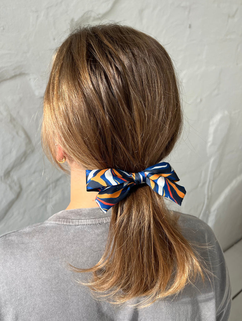 Colorful mini bow hair clip