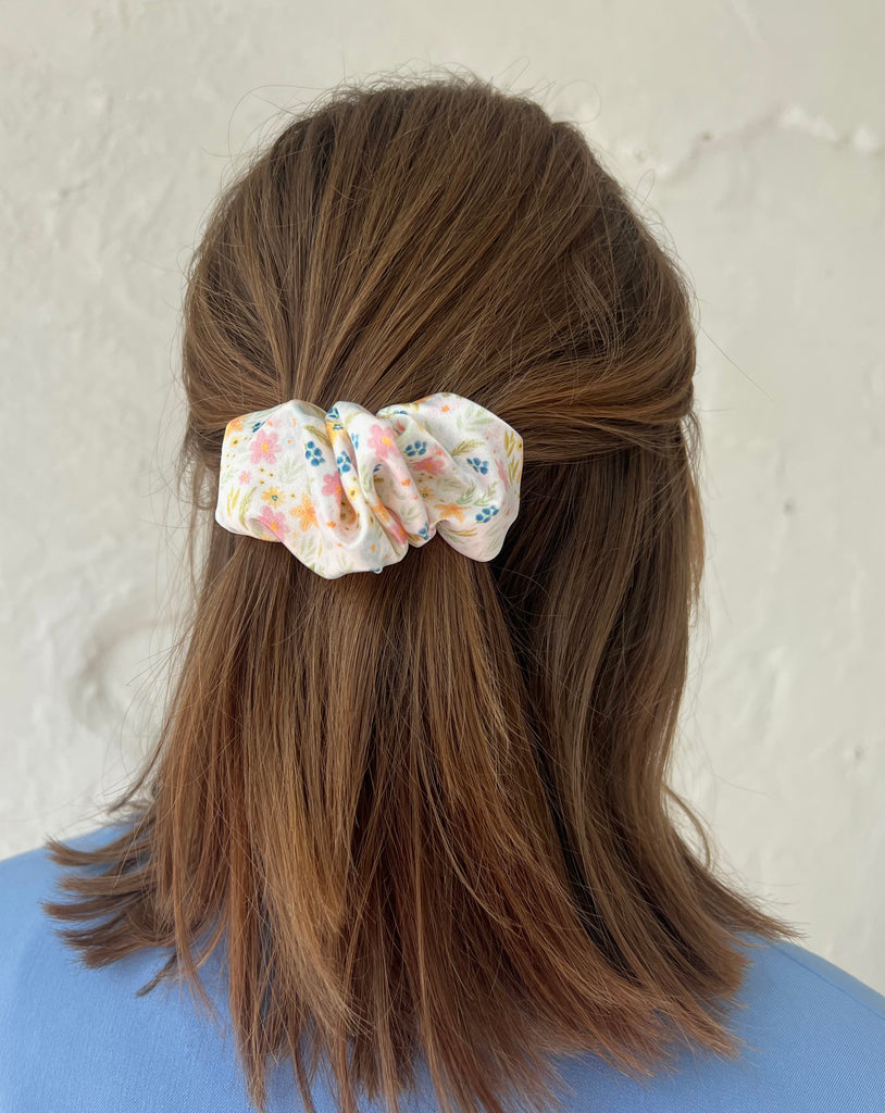 SCRUNCHIE BARRETTE SUMMER CHIC