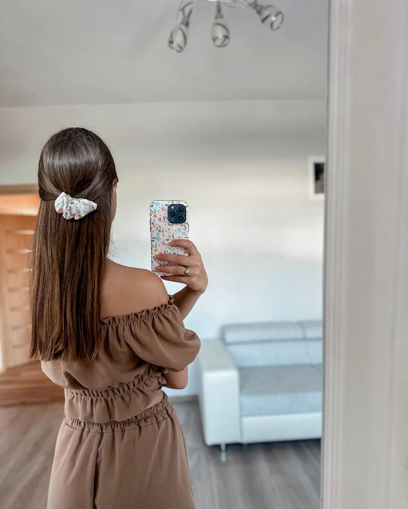 Hair clip for the summer