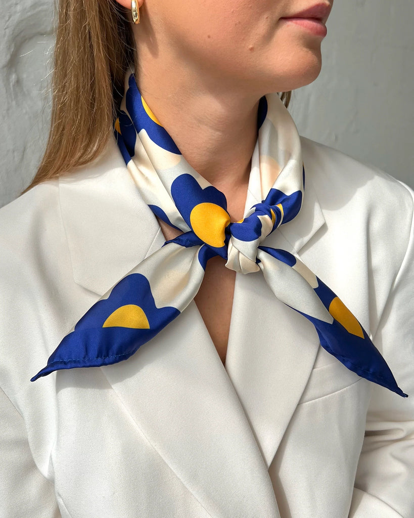 Stylish accessory scarf