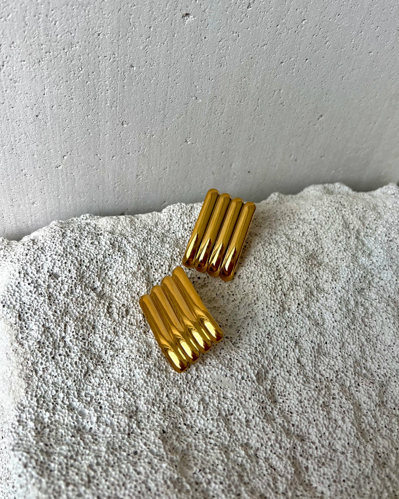 Masive gold colour wave earrings