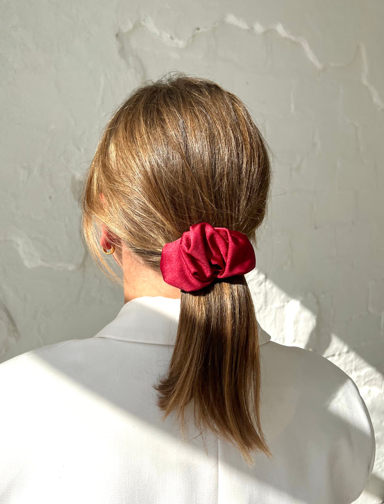 Sparkling burgundy scrunchie barrette