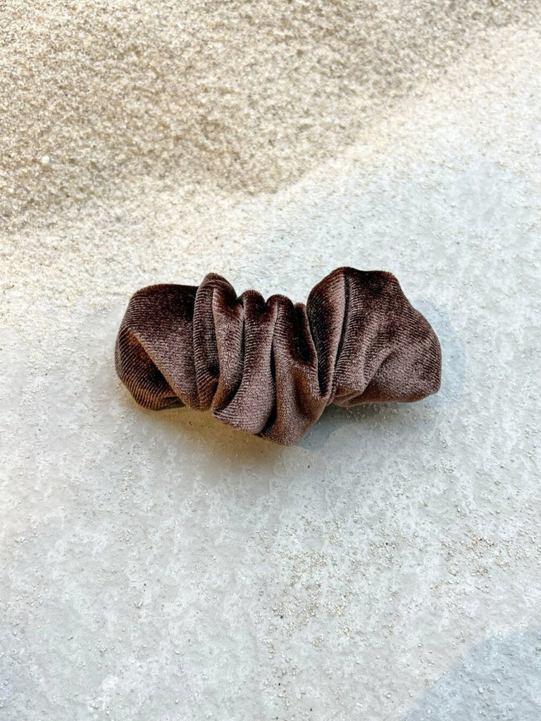 Dark brown velvet scrunchie barrette