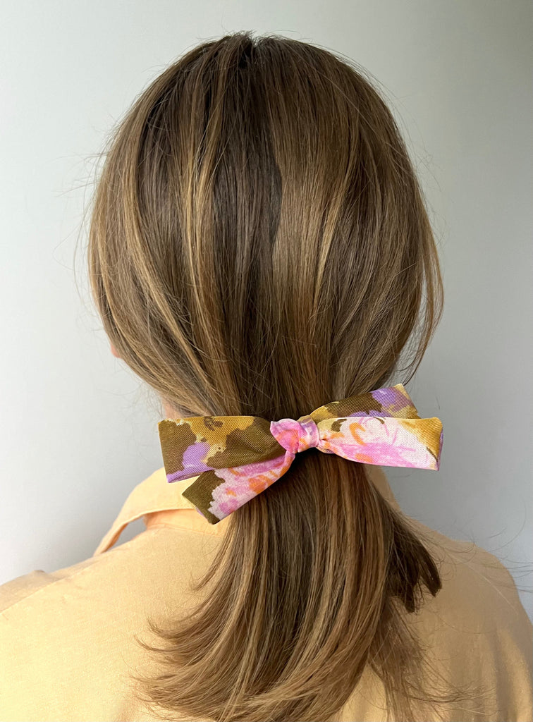 Colorful hair clips for women