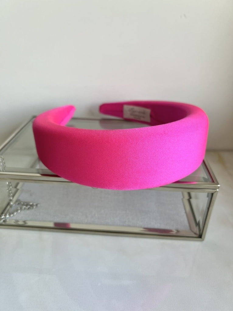 Comfortable and stylish bright pink headband