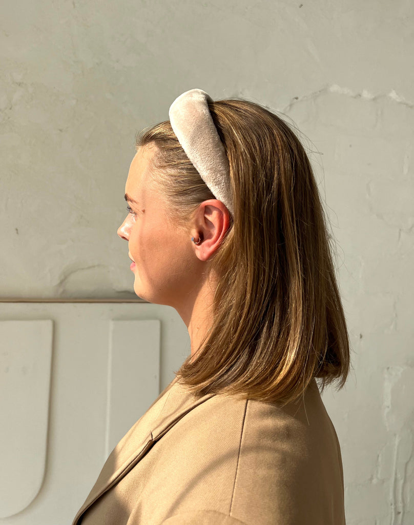 Creamy velour headband