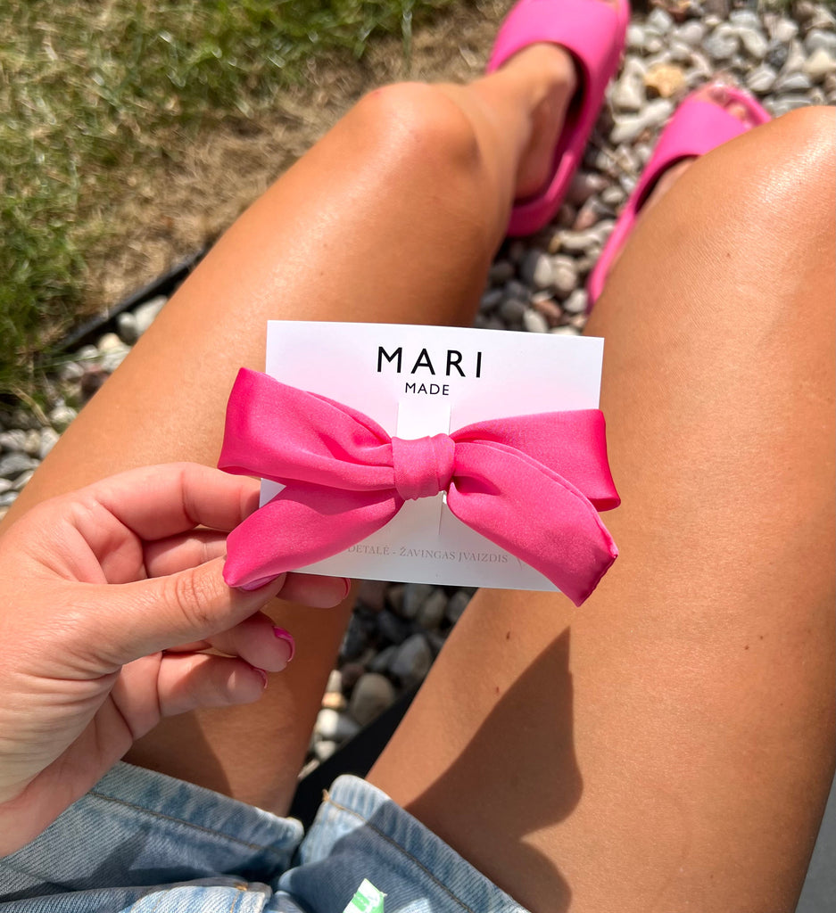 Pink mini bow hair clip