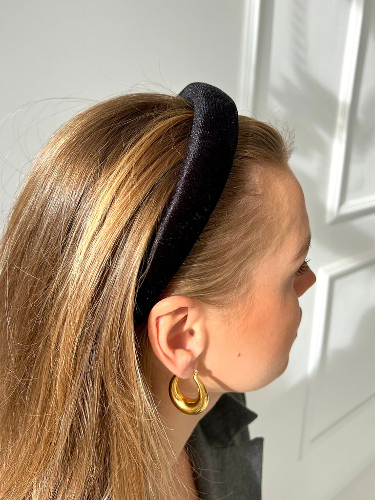 Shining black velour plain headband